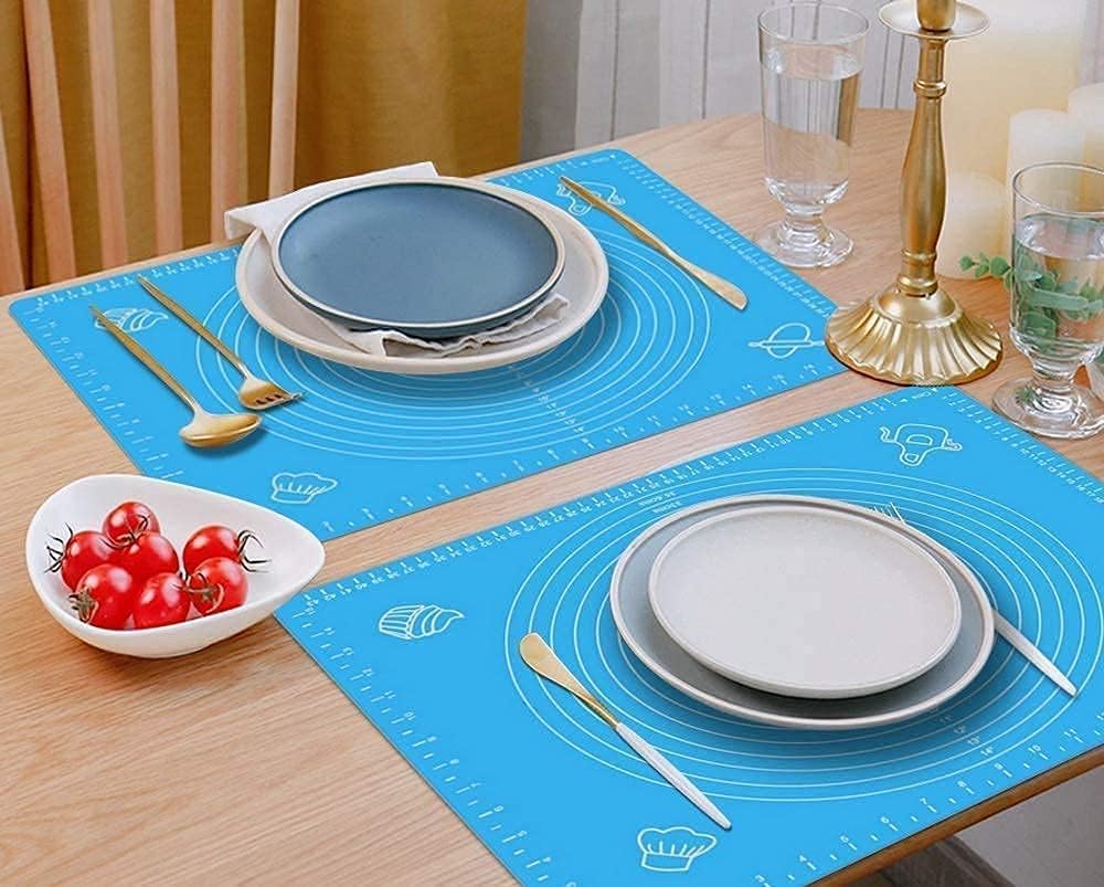 Non-Stick Fondant Rolling Mat Stretchable for Kitchen Roti Chapati (Baking Mat 50 * 40 cm)